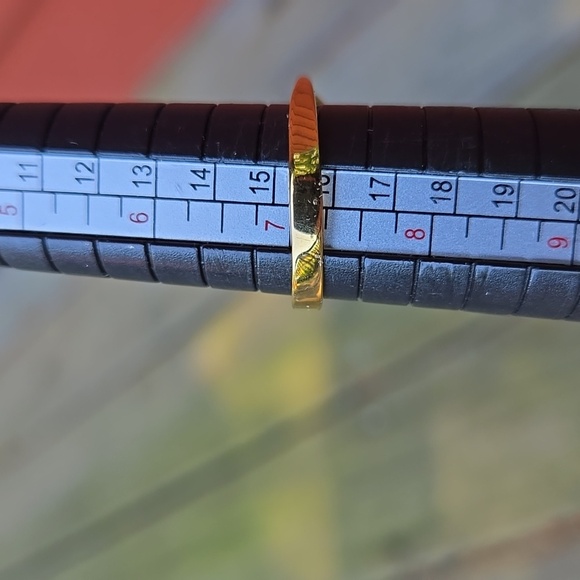 14k gold plated ring size 7 signed George Lind and rhinestone marquis engagem… - Picture 9 of 13